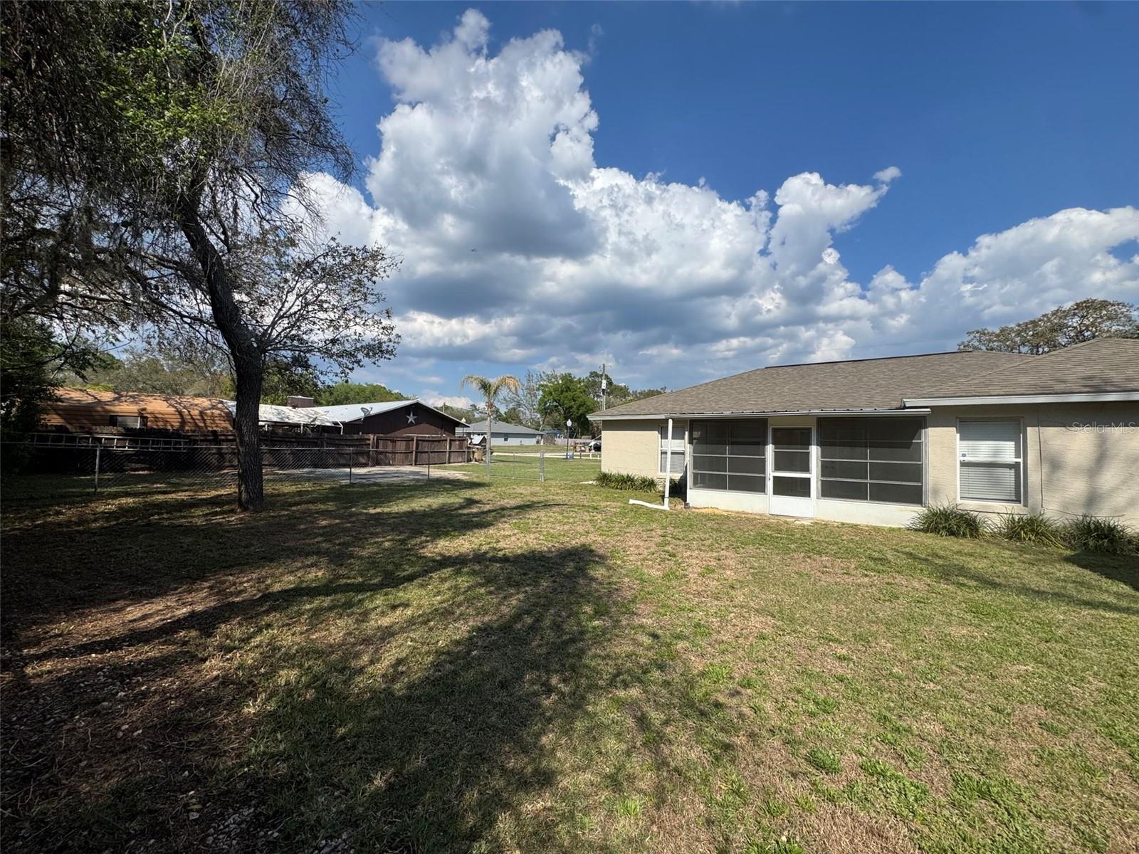 EAST UMATILLA - Residential