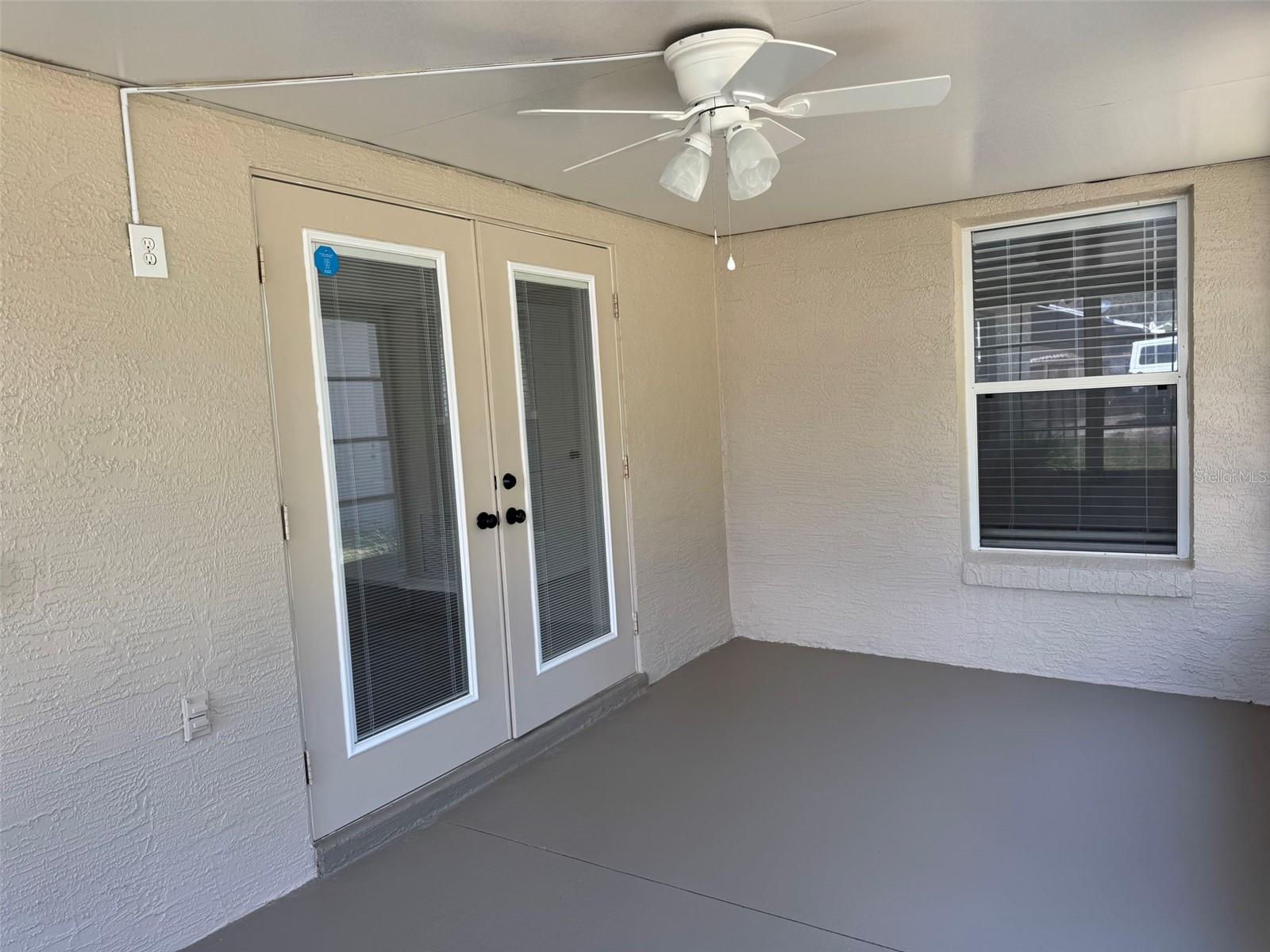 EAST UMATILLA - Residential