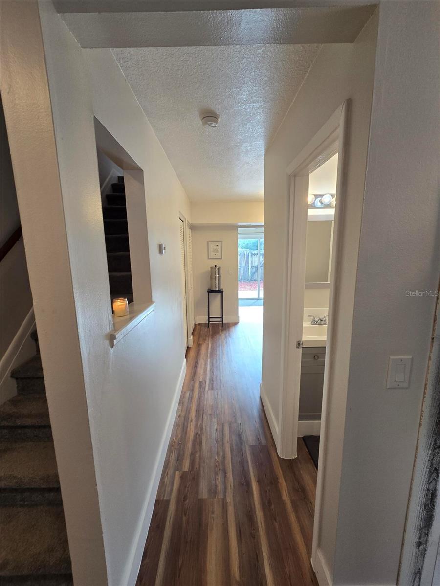 COUNTRY CLUB MANOR CONDO - Residential