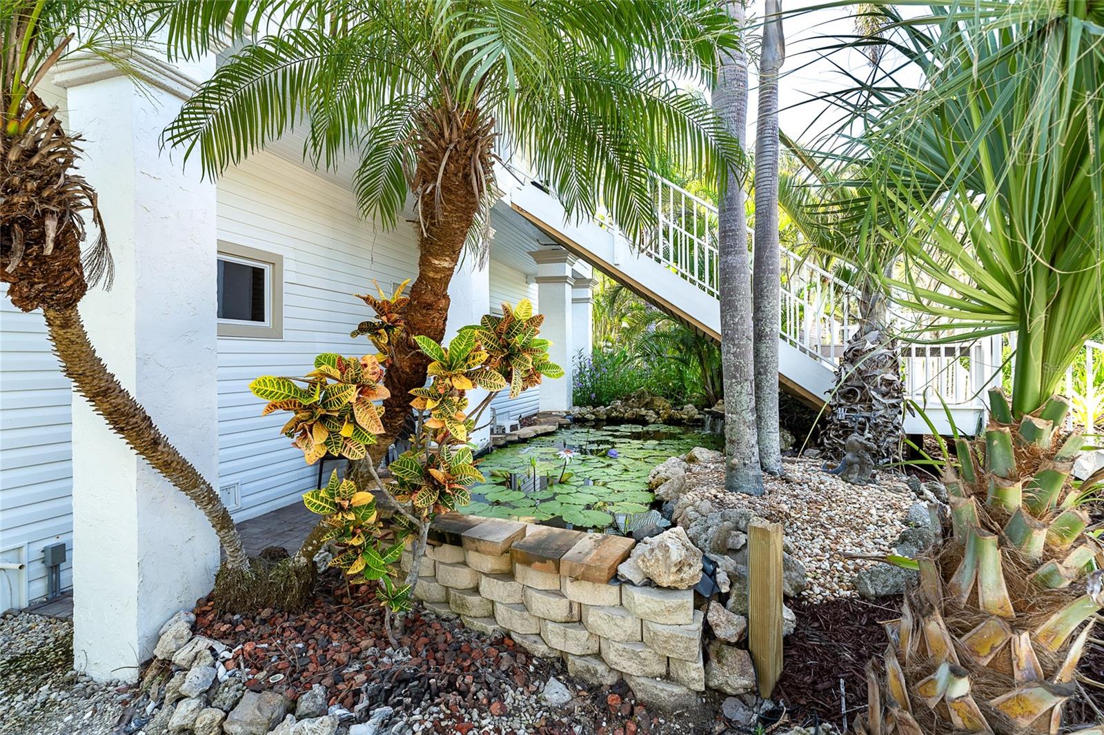 460 KETTLE HARBOR DRIVE