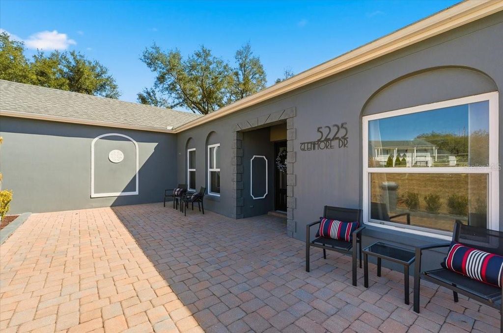 Photo of 5225 Glenmore Drive, Lakeland, FL 33813 (MLS # L4959529)