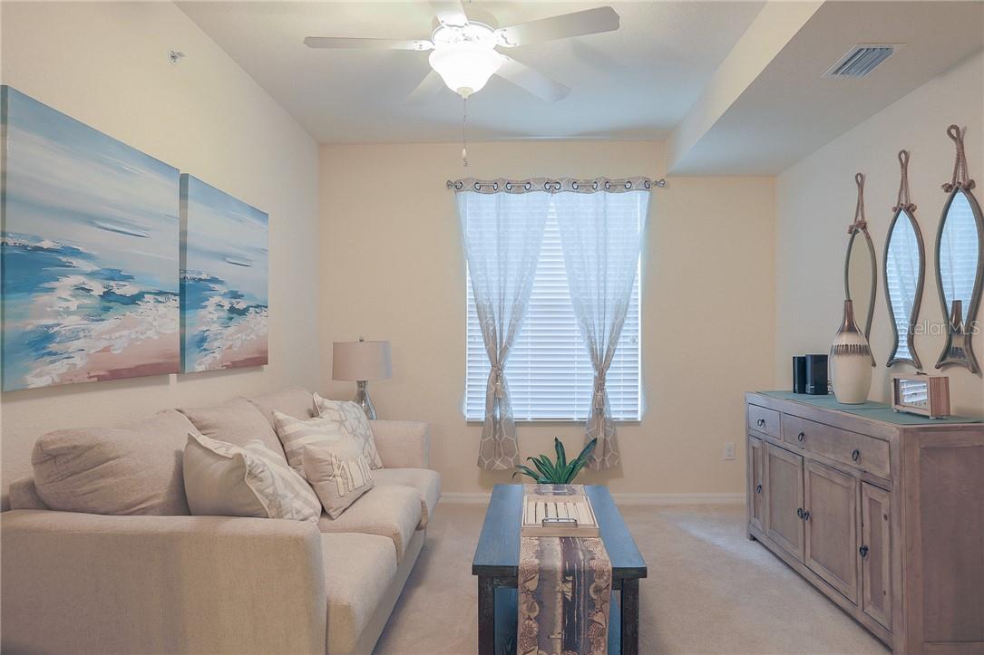 LAKEWOOD NATIONAL - Residential Lease