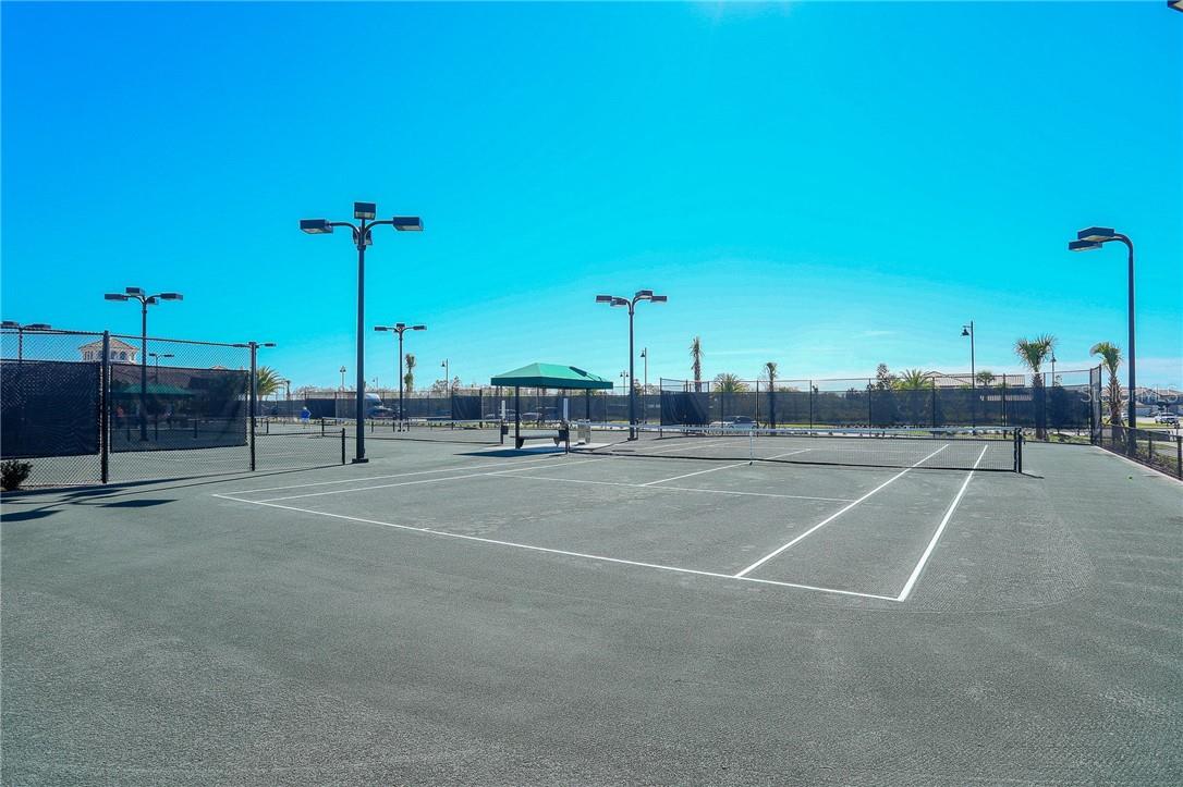 LAKEWOOD NATIONAL - Residential Lease