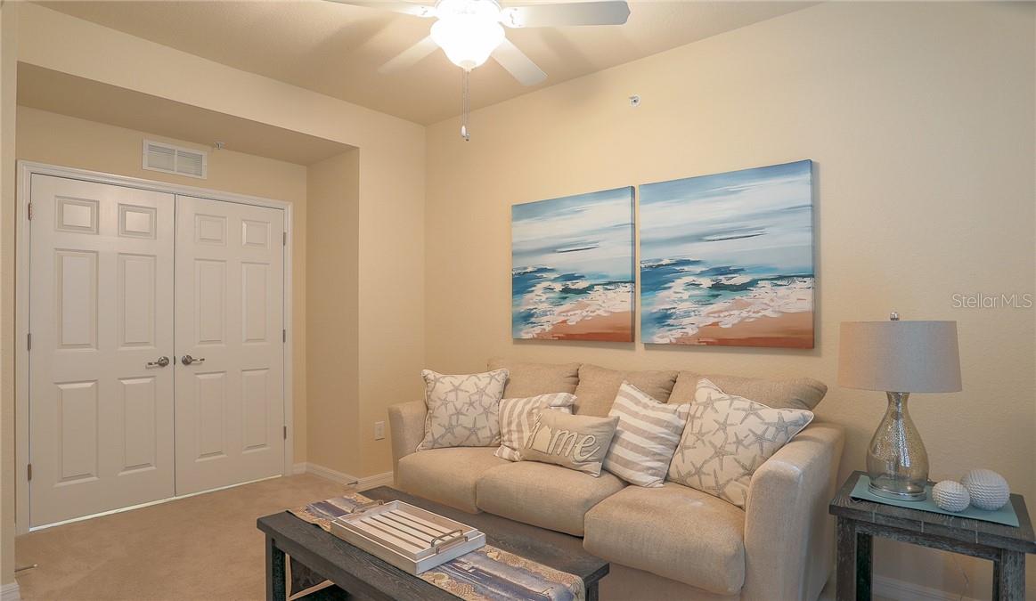 LAKEWOOD NATIONAL - Residential Lease