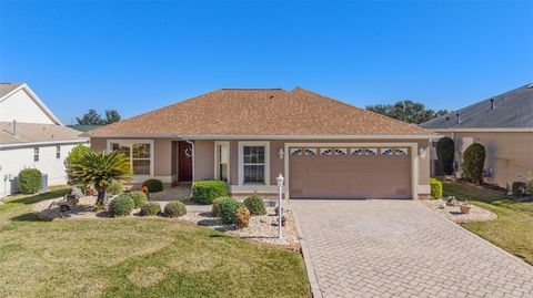 Photo of 8352 SE 176th Lawson Loop, The Villages, FL 32162 (MLS # O6378779)