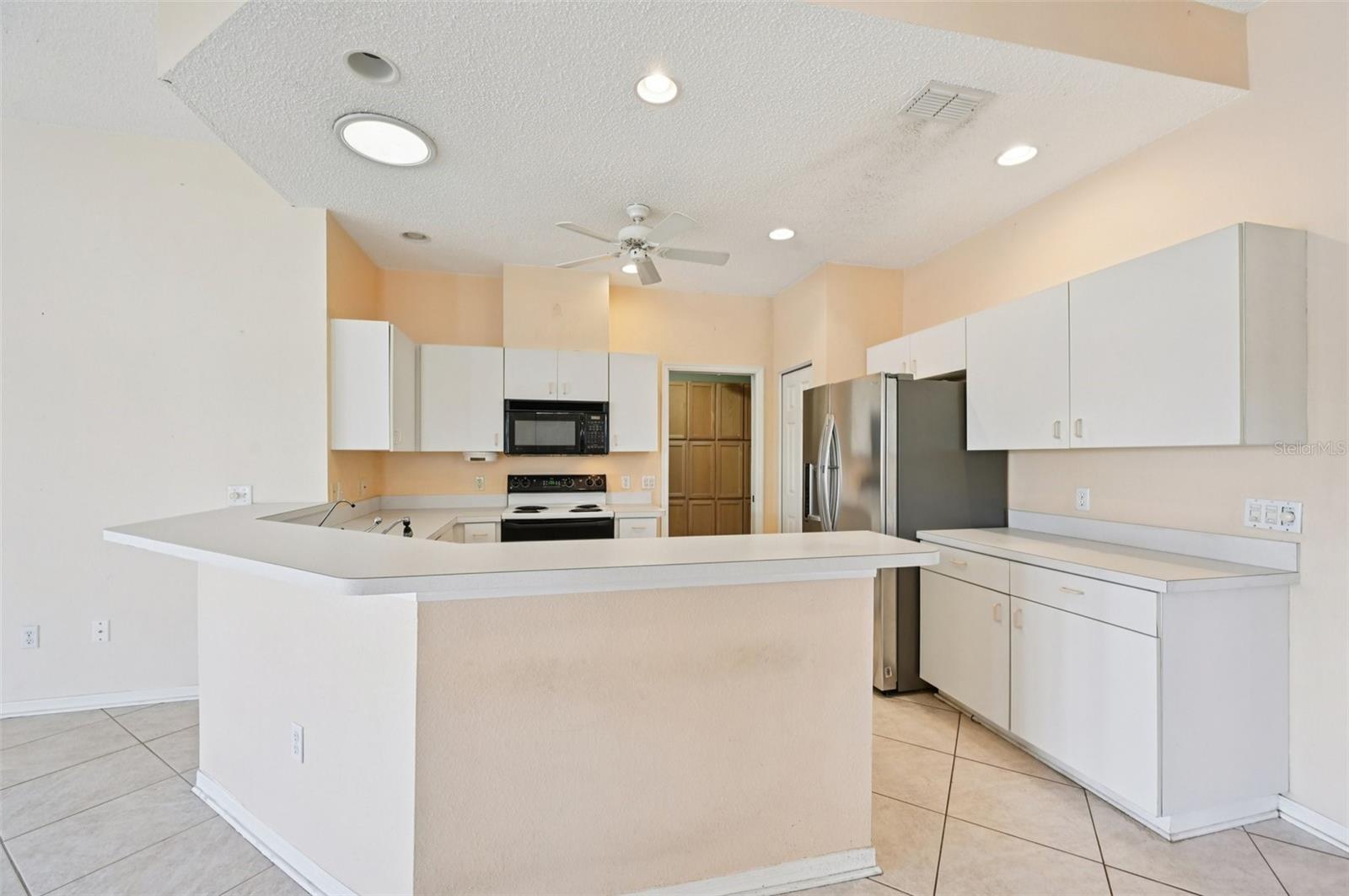 RADISON II CONDO - Residential