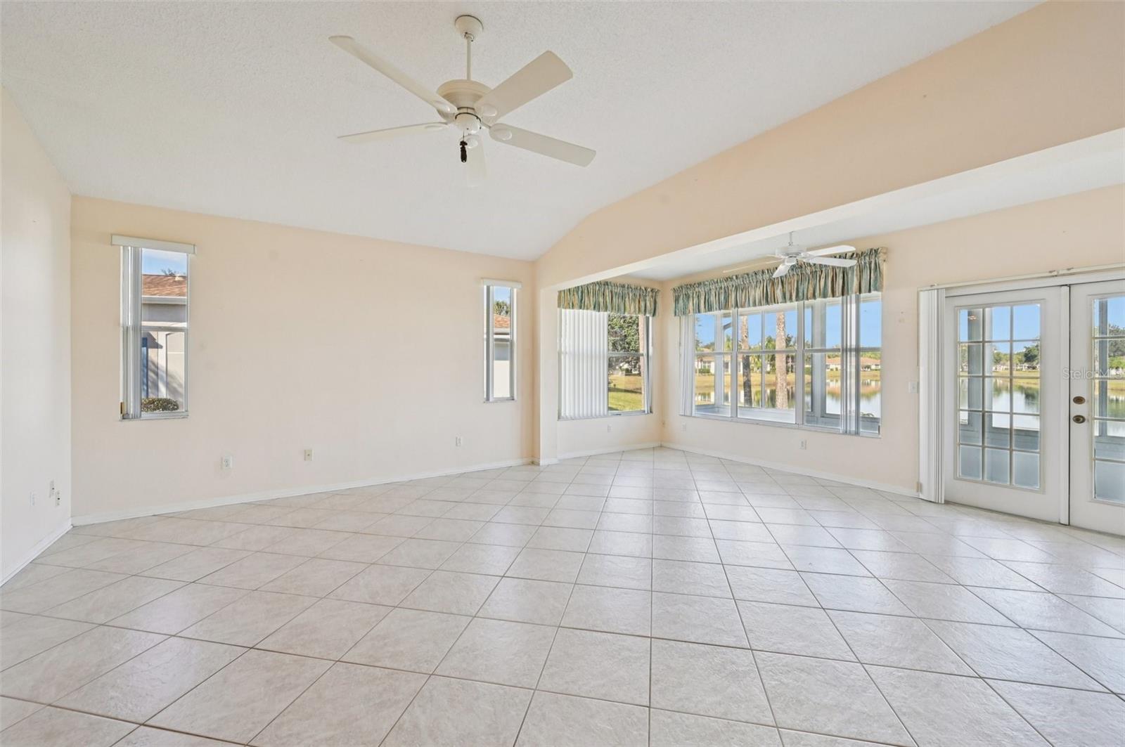 1221 RADISON AVENUE 47, SUN CITY CENTER, FL, 33573 4 1221 RADISON AVENUE 47