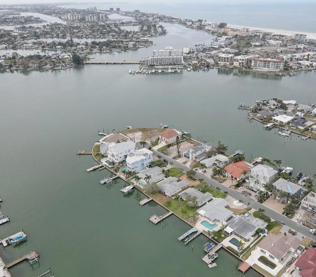 Photo of 11100 5th Street E, Treasure Island, FL 33706 (MLS # TB8459202)