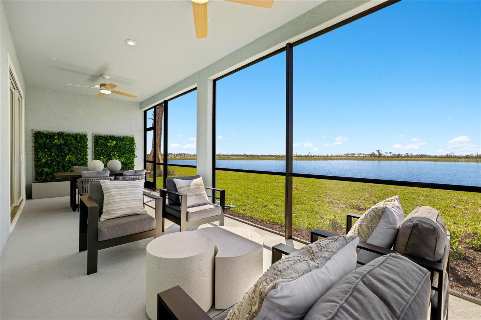 PALMERA AT WELLEN PARK - Residential