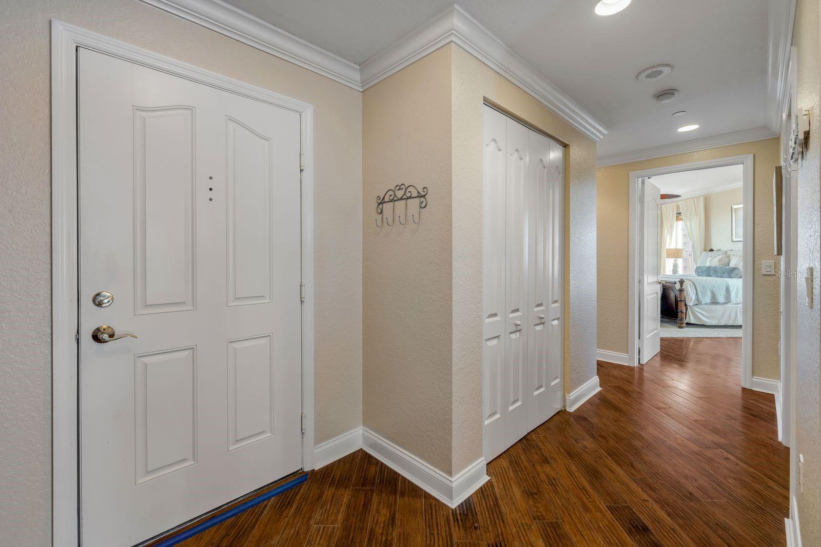 250 MINORCA BEACH WAY 601