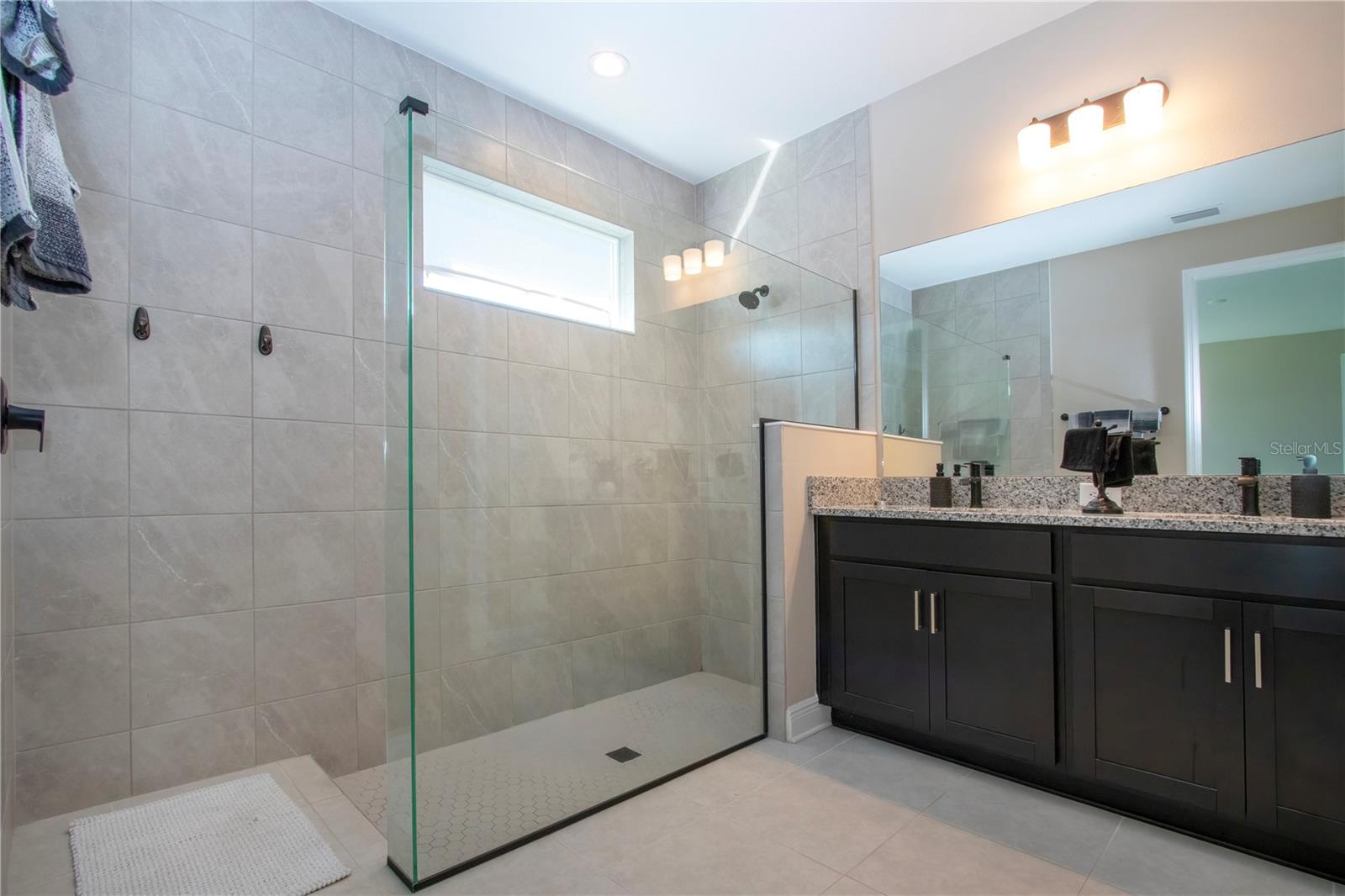 SWEETWATER AT LAKEWOOD RANCH PH I & II - Residential