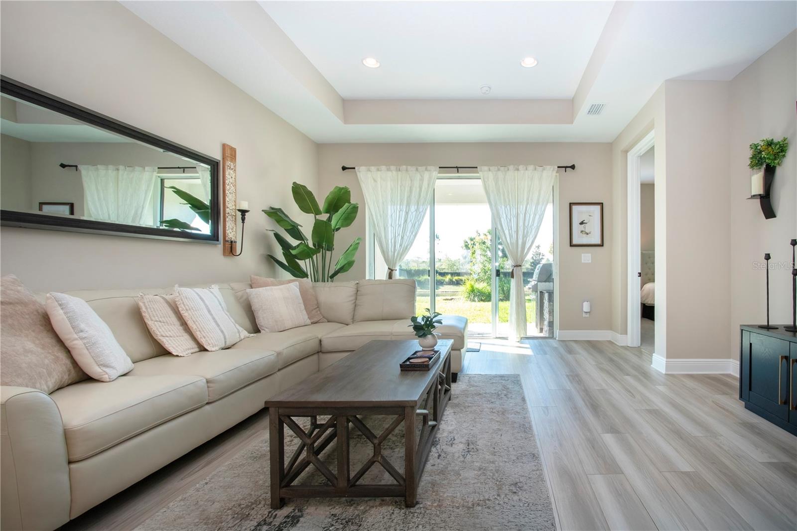 SWEETWATER AT LAKEWOOD RANCH PH I & II - Residential