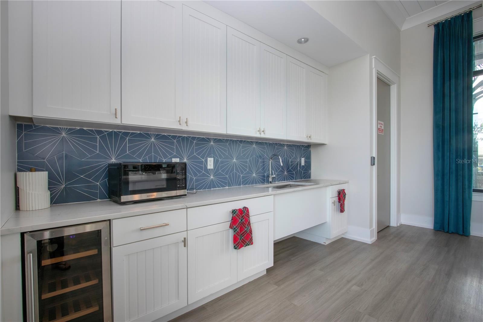 SWEETWATER AT LAKEWOOD RANCH PH I & II - Residential