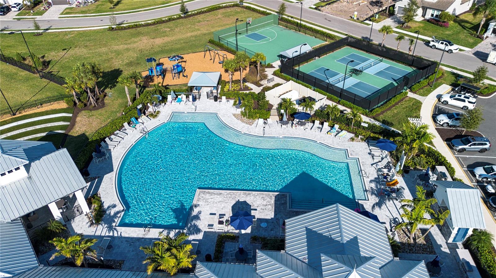 SWEETWATER AT LAKEWOOD RANCH PH I & II - Residential