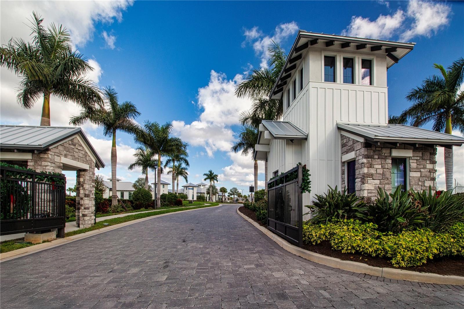 SWEETWATER AT LAKEWOOD RANCH PH I & II - Residential