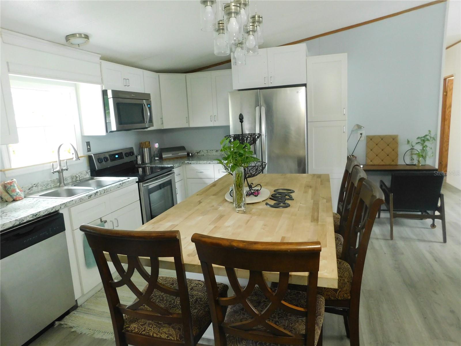 WEEKI WACHEE HILLS - Residential
