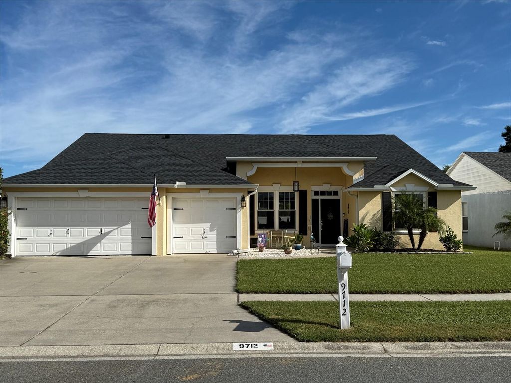 Photo of 9712 Mary Robin Drive, Riverview, FL 33569 (MLS # TB8429340)