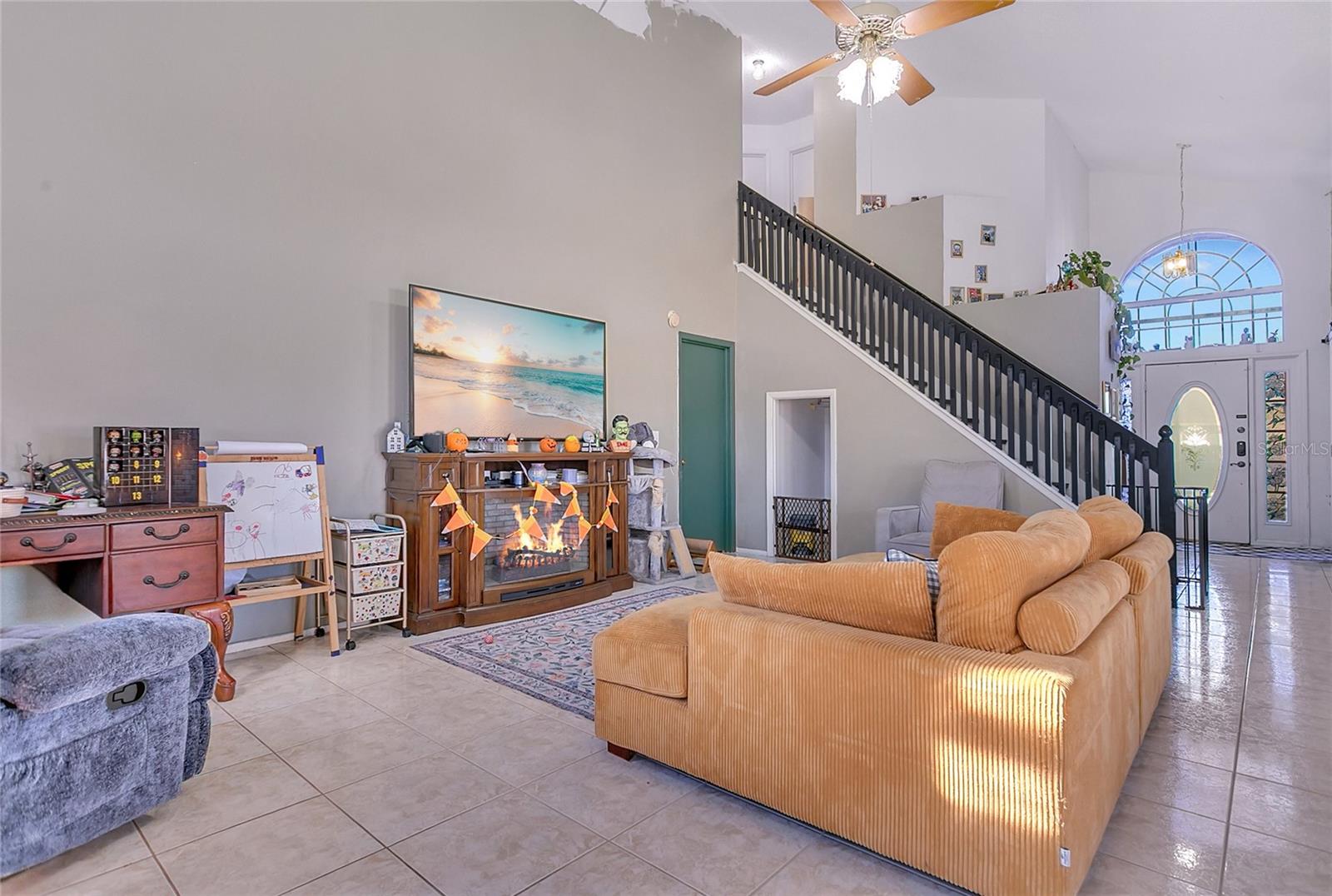 LINDFIELDS UNIT 3 - Residential