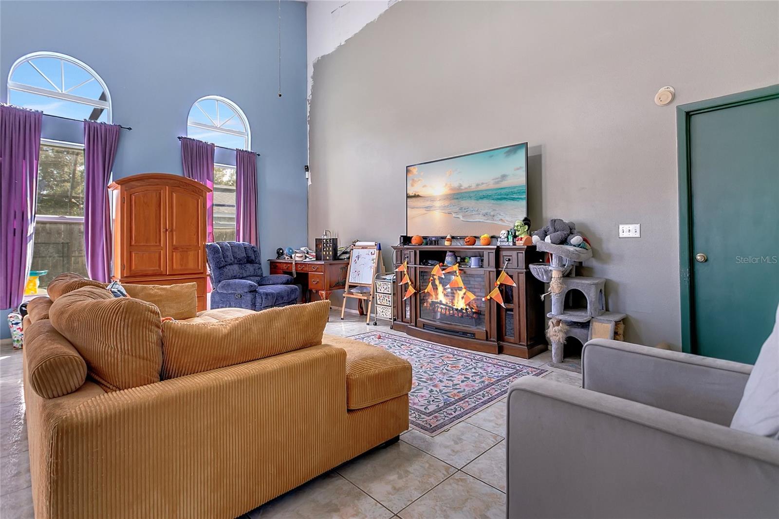 LINDFIELDS UNIT 3 - Residential