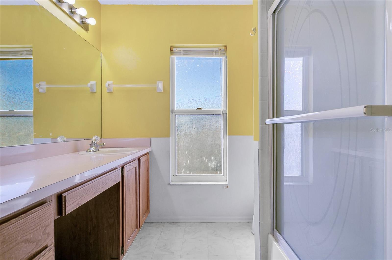 LINDFIELDS UNIT 3 - Residential