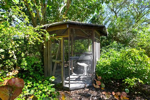 A home in LONGBOAT KEY