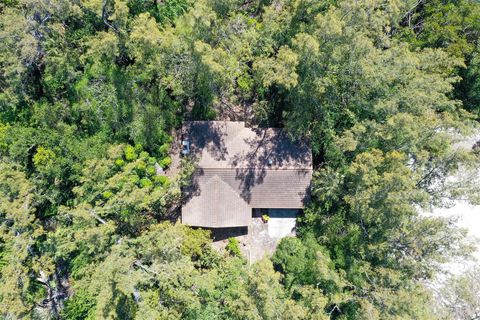 A home in LONGBOAT KEY