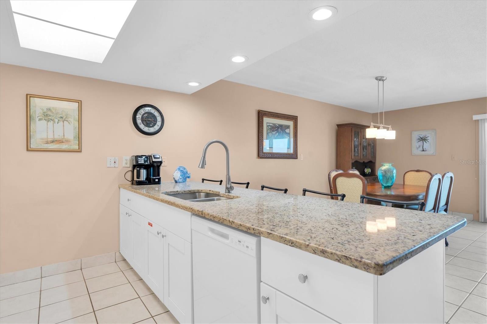 HOLIDAY VILLAS 2 - Residential