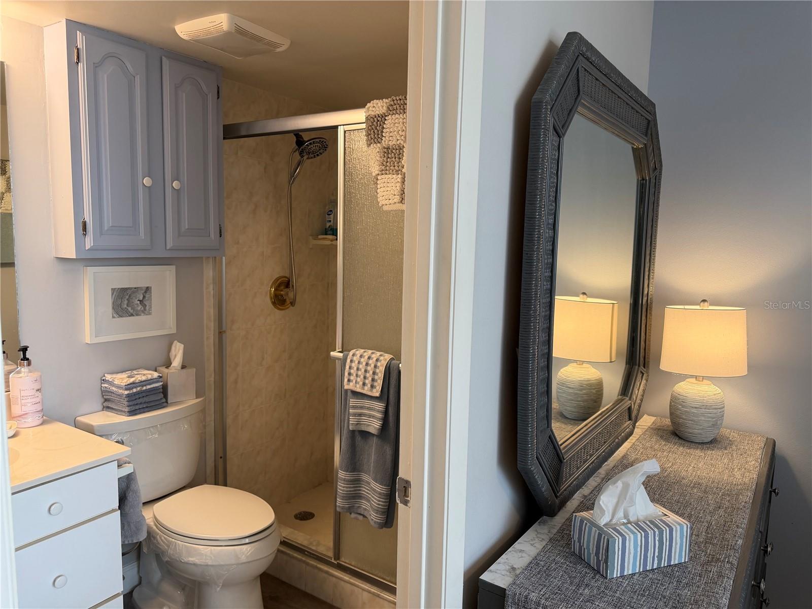 PROMENADES EAST - Residential