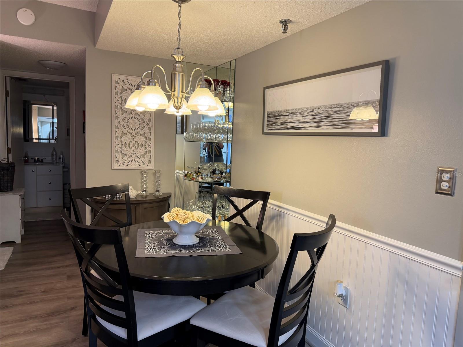 PROMENADES EAST - Residential