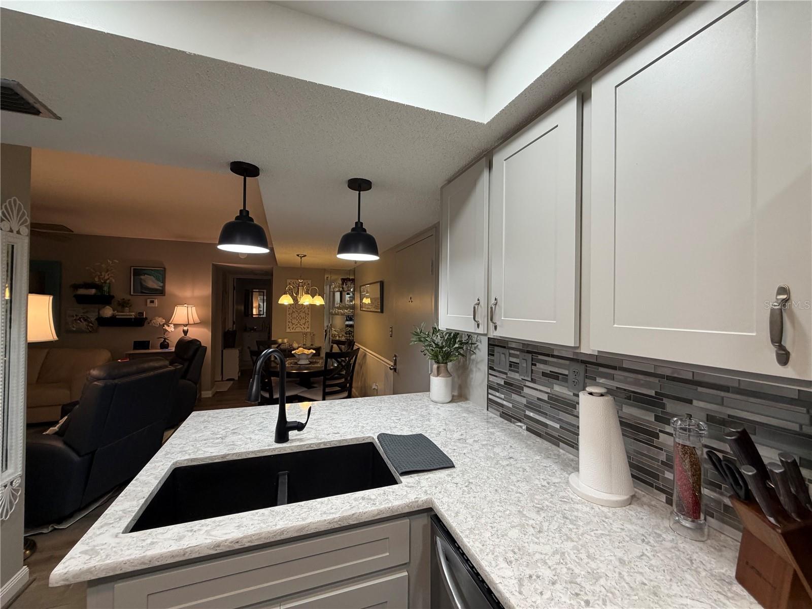 PROMENADES EAST - Residential