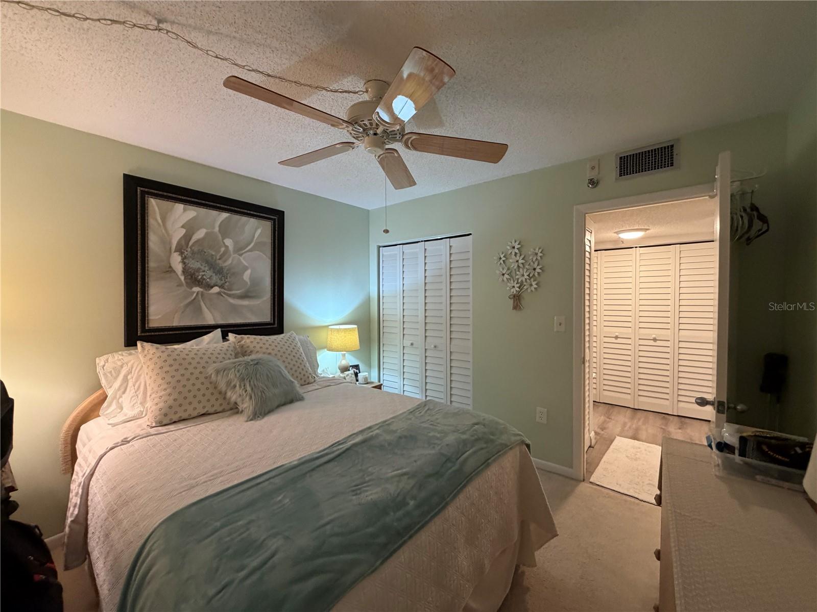 PROMENADES EAST - Residential