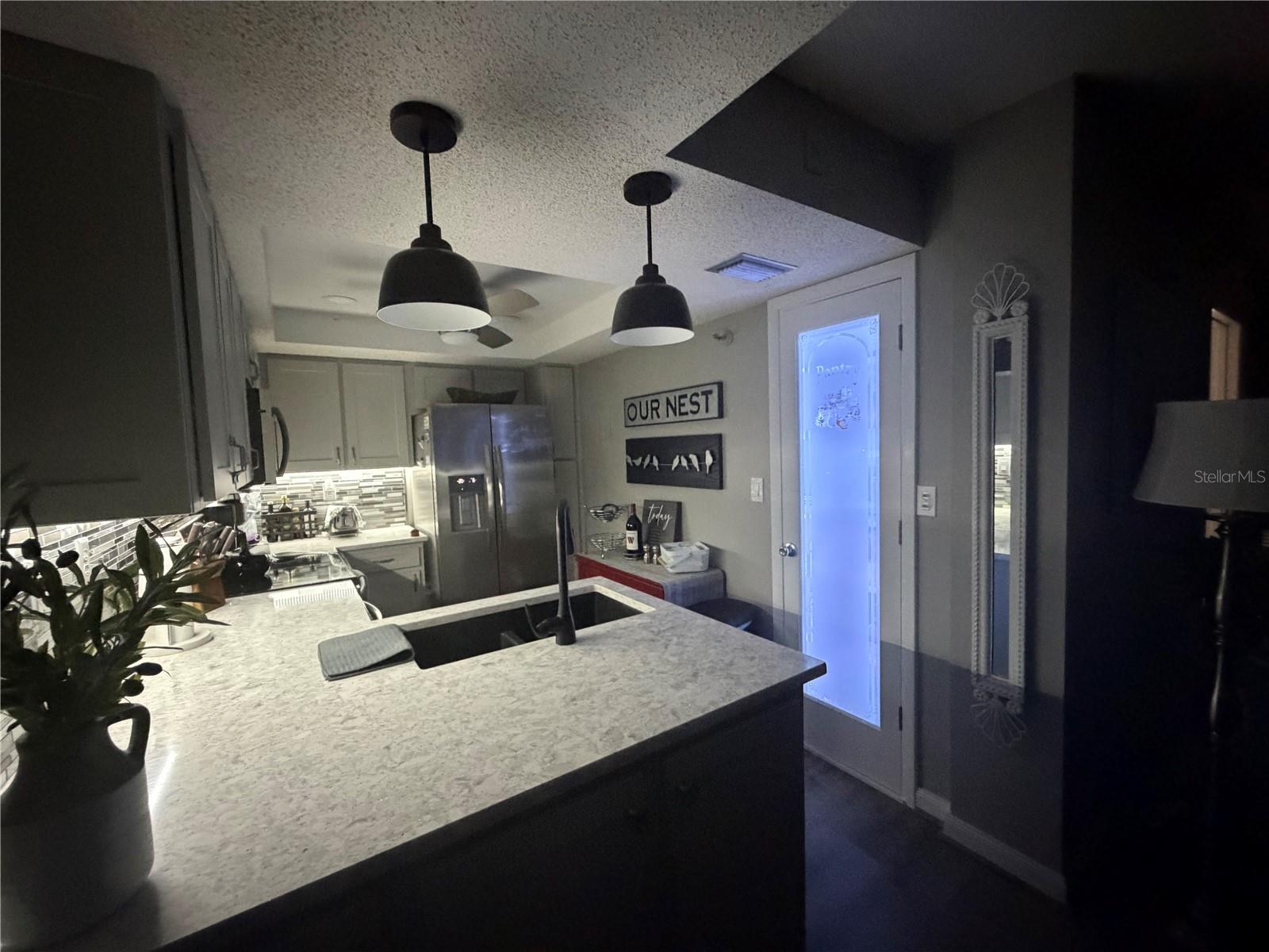 PROMENADES EAST - Residential