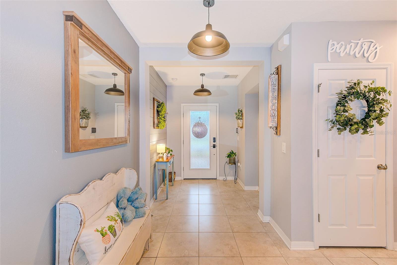12960 CONQUISTADOR LOOP