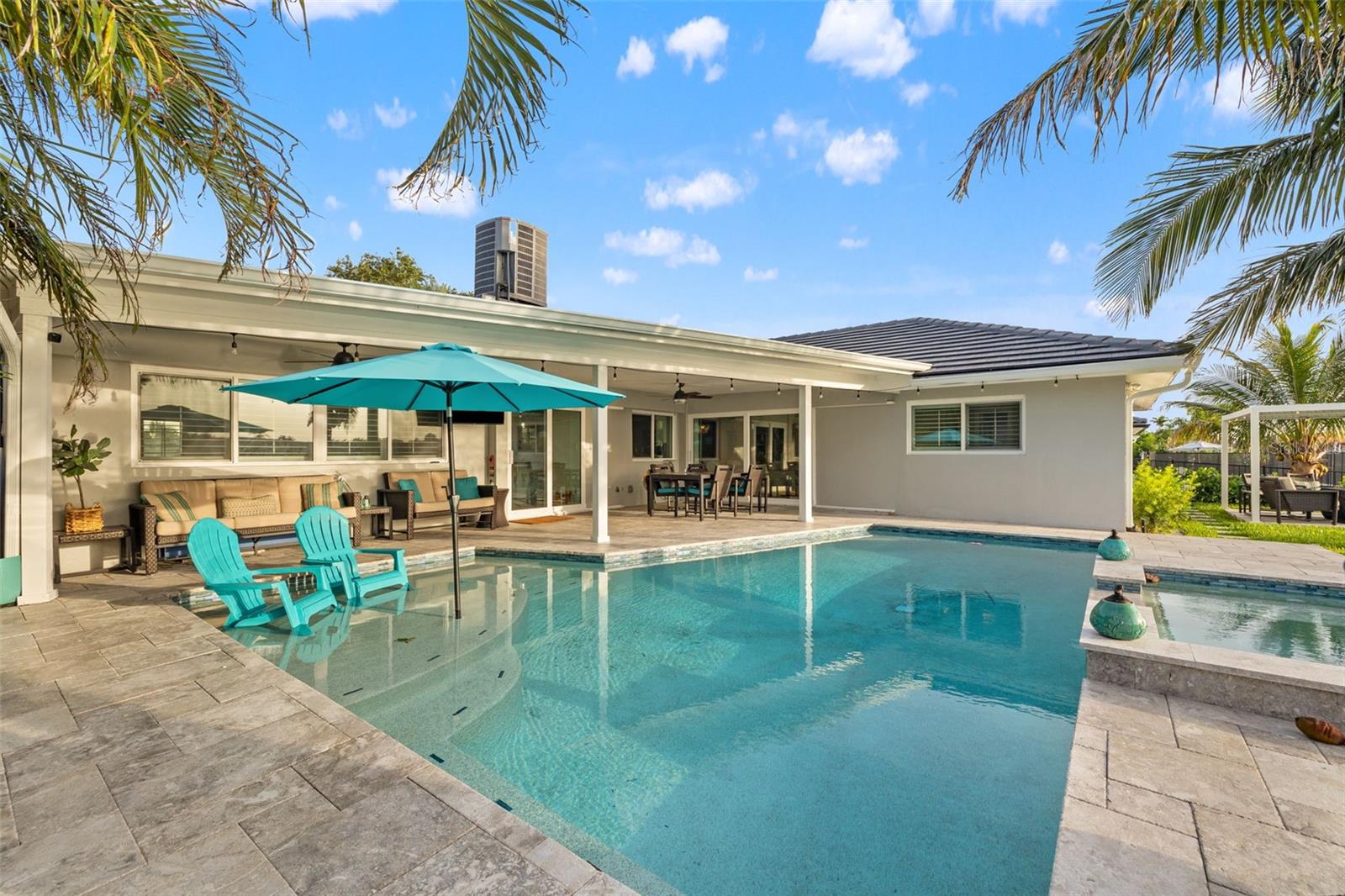 VENETIAN ISLES - Residential