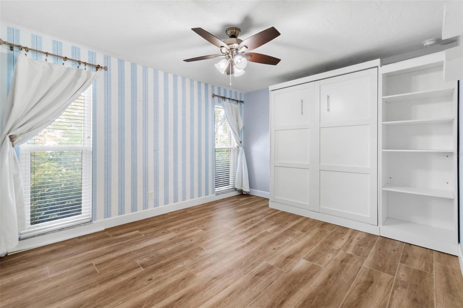 VENETIAN ISLES - Residential
