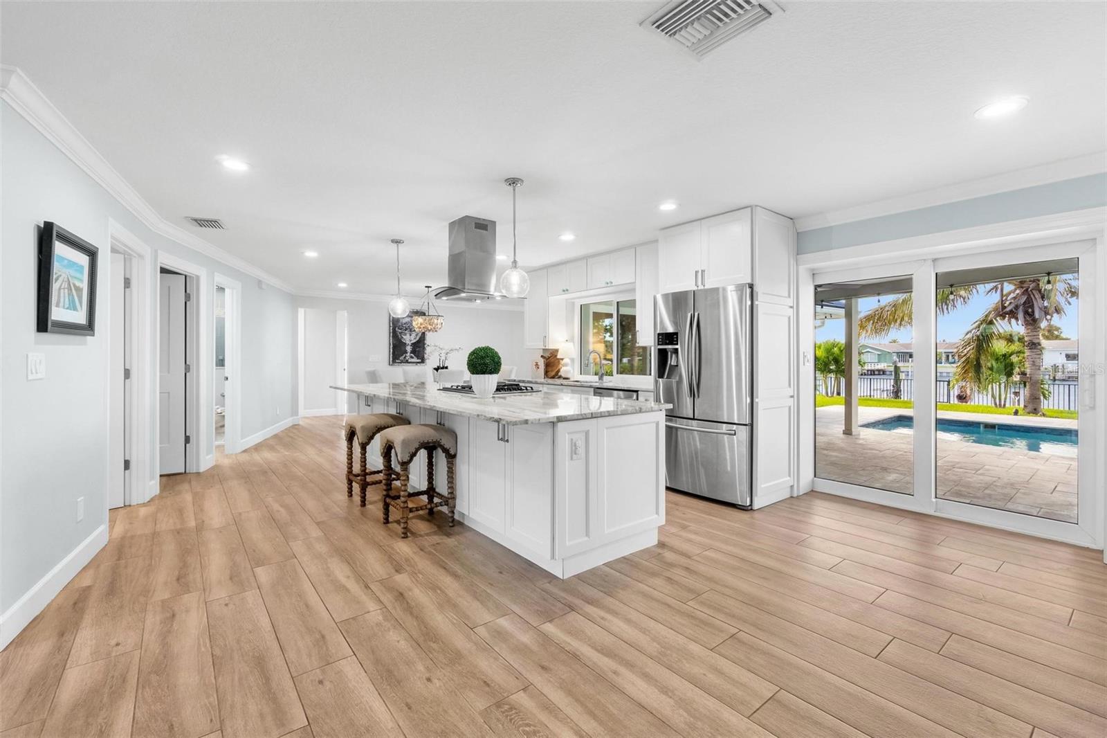 VENETIAN ISLES - Residential
