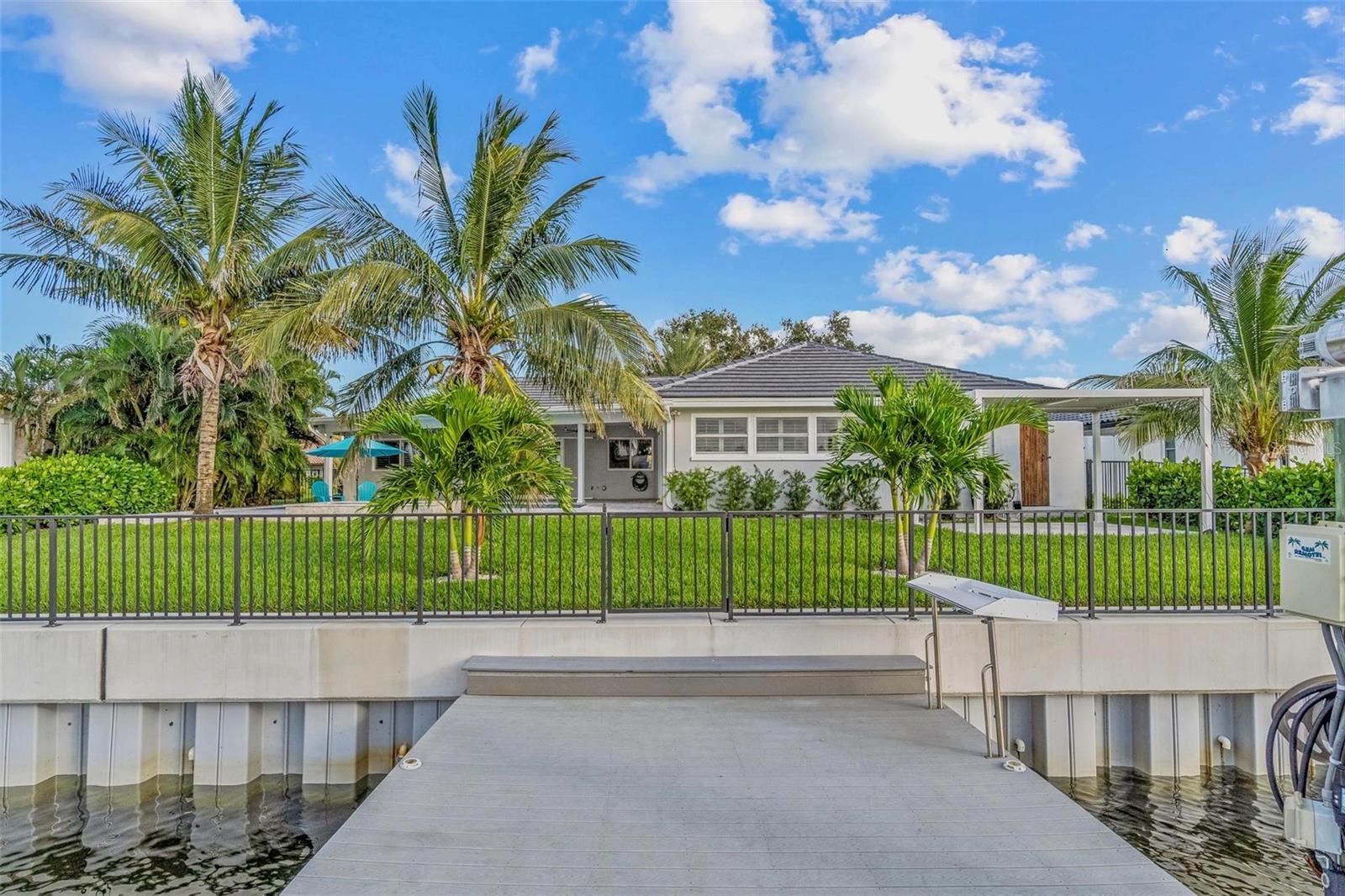 VENETIAN ISLES - Residential