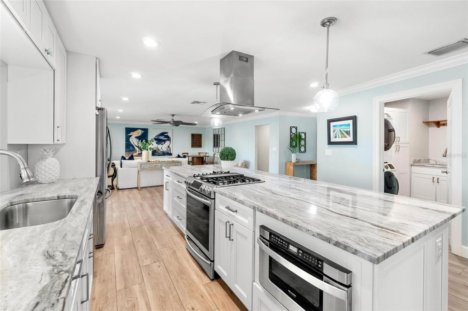 VENETIAN ISLES - Residential