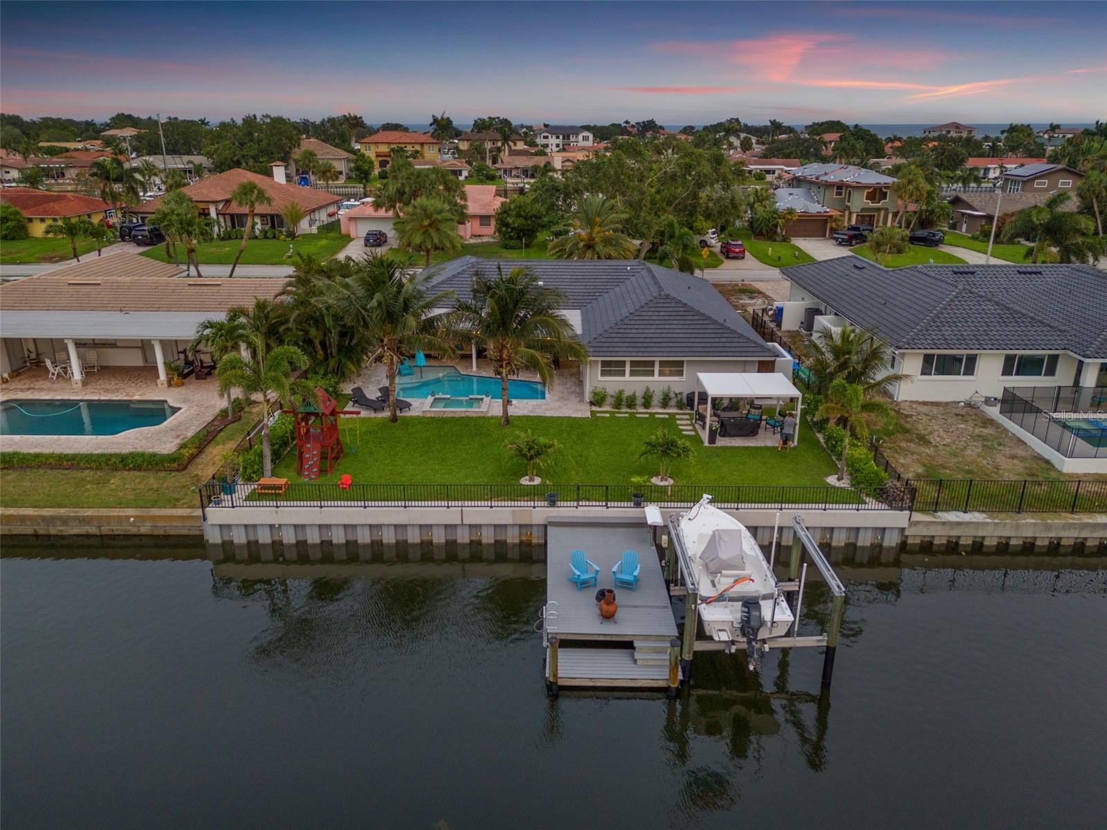 VENETIAN ISLES - Residential