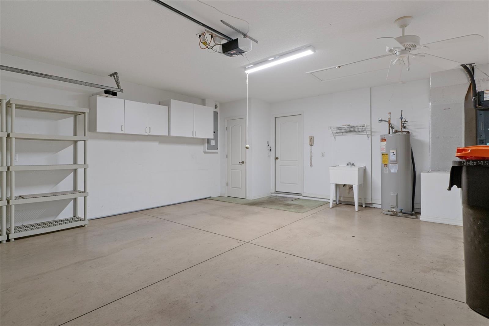 FOX HOLLOW VILLAGE FIRST ADD - Residential