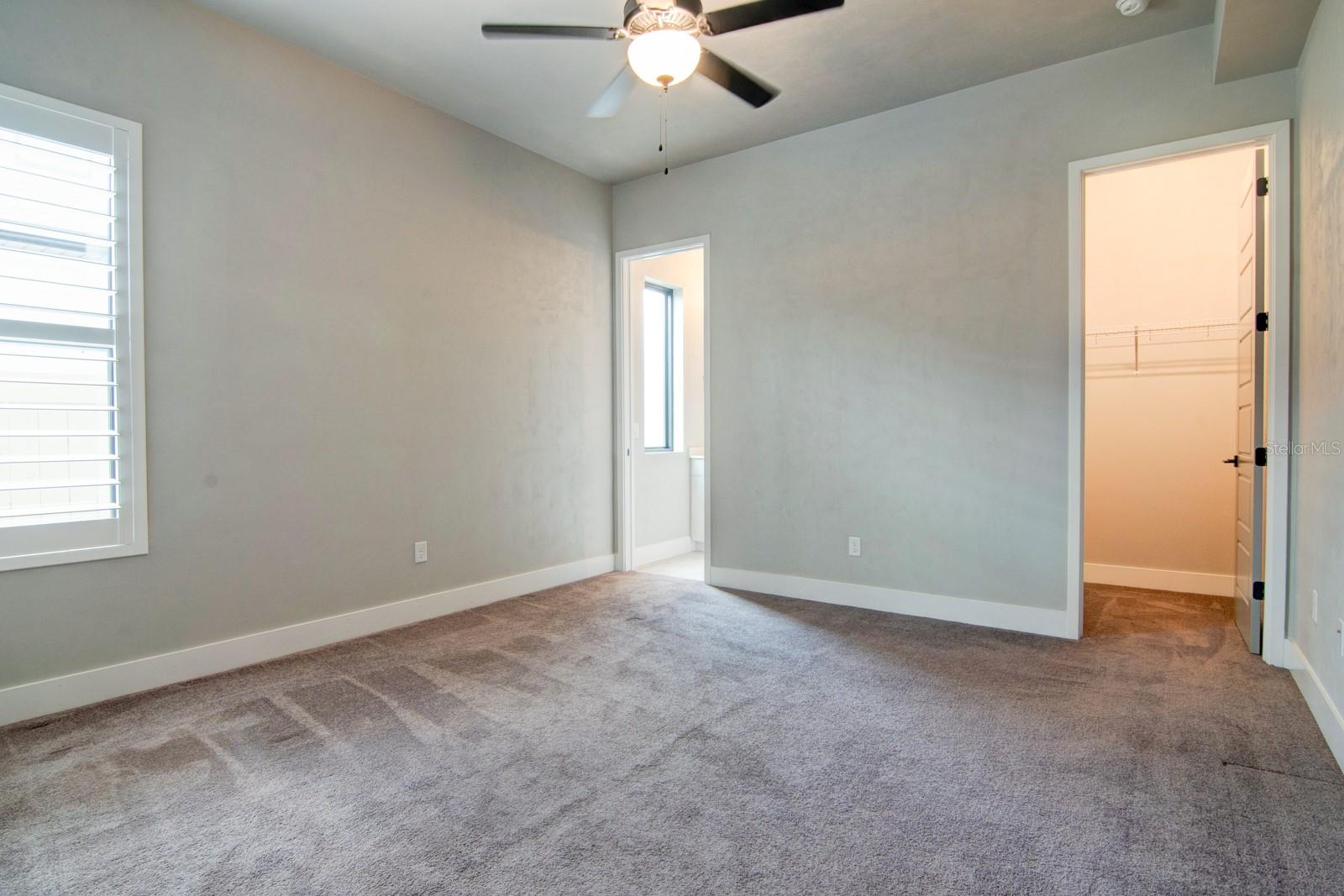 GLORIA'S WAY - Residential Lease