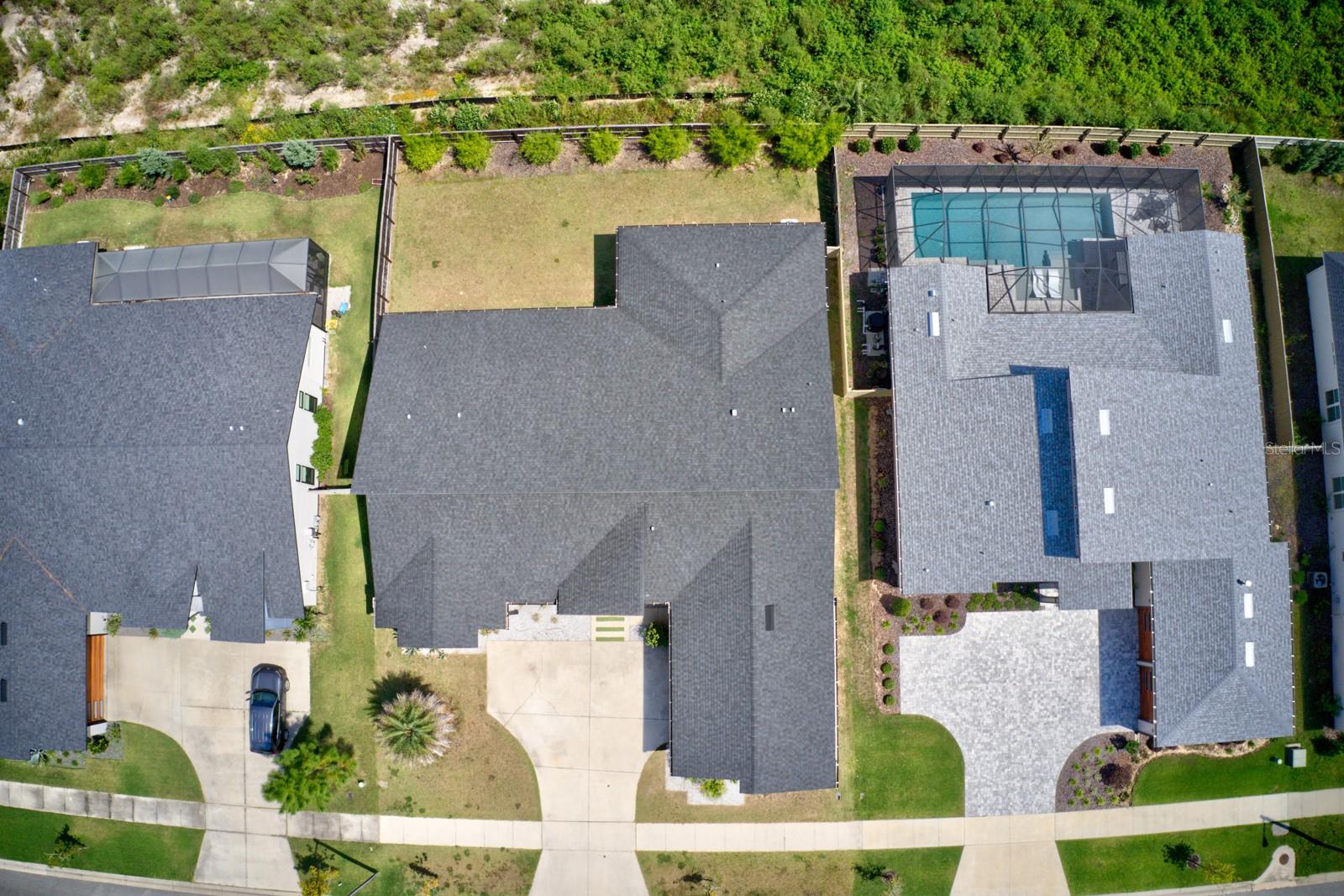 GLORIA'S WAY - Residential Lease