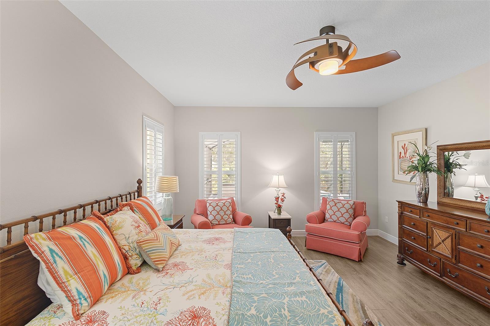 HARBOR HILLS - Residential