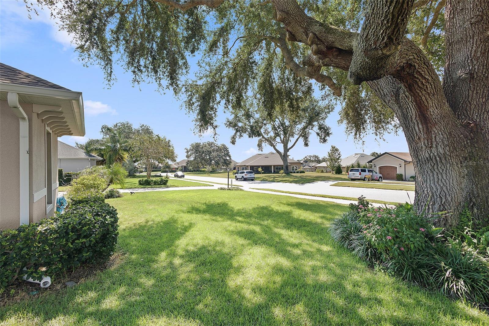 HARBOR HILLS - Residential