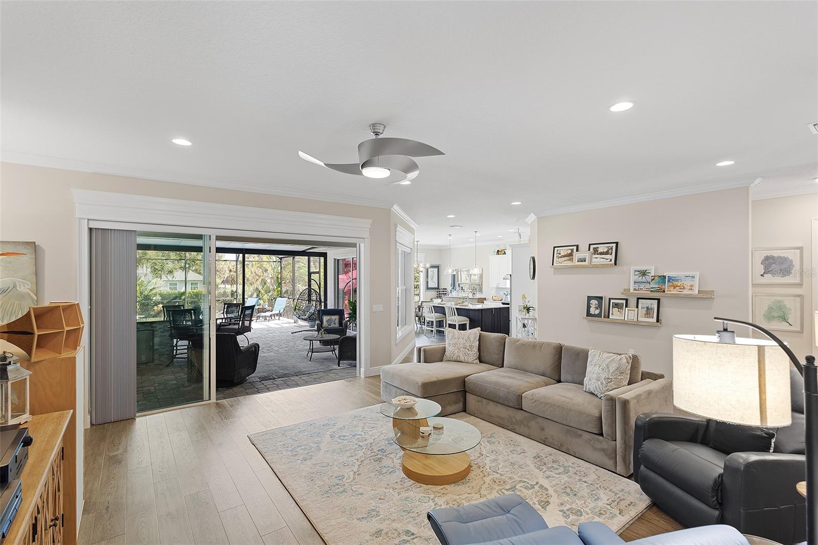 HARBOR HILLS - Residential