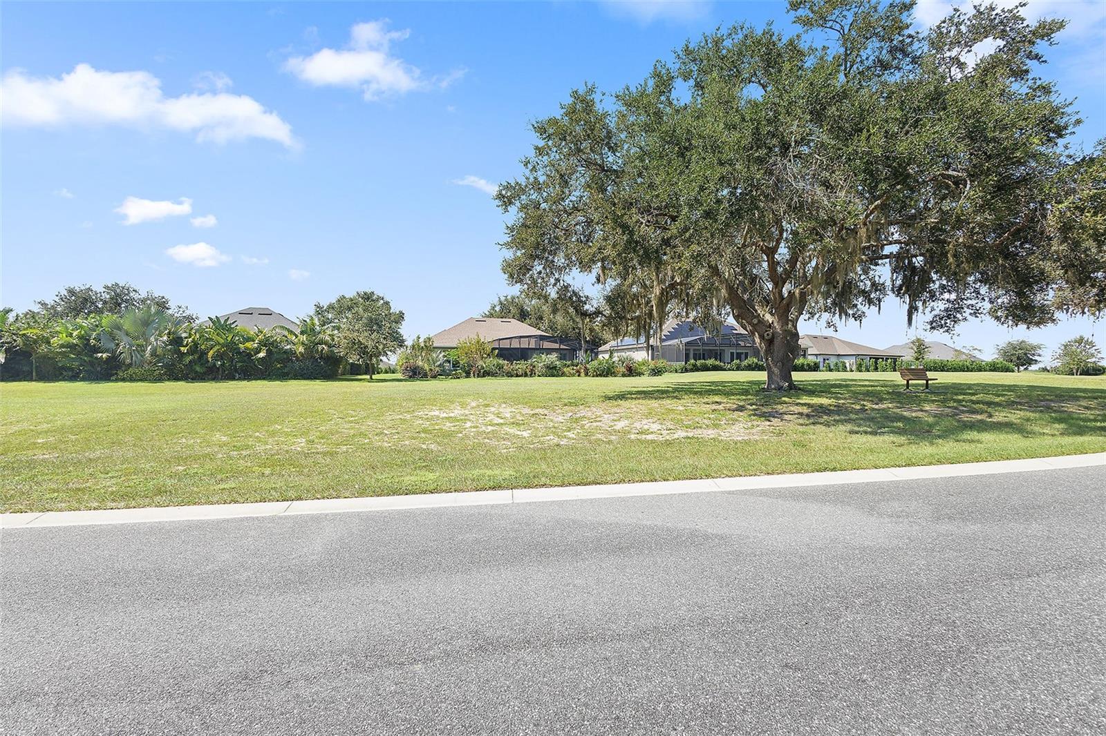 HARBOR HILLS - Residential