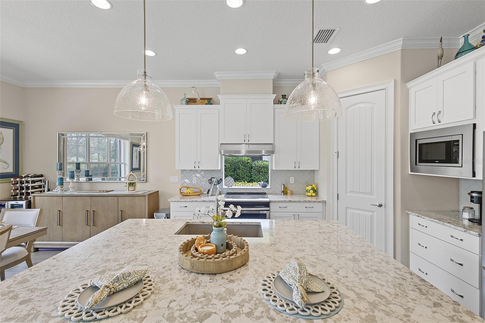 HARBOR HILLS - Residential