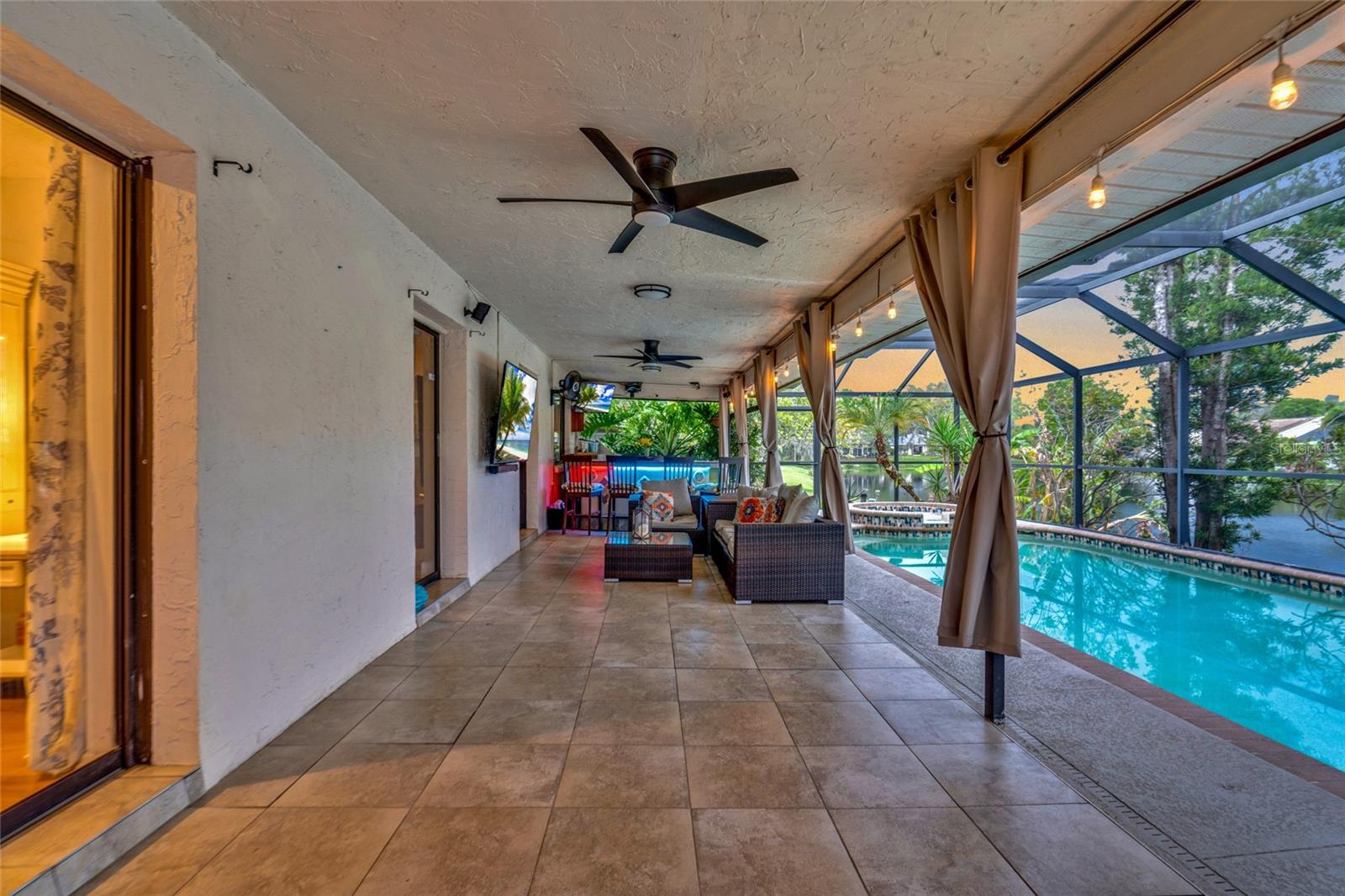 UNIVERSITY PINES - Residential