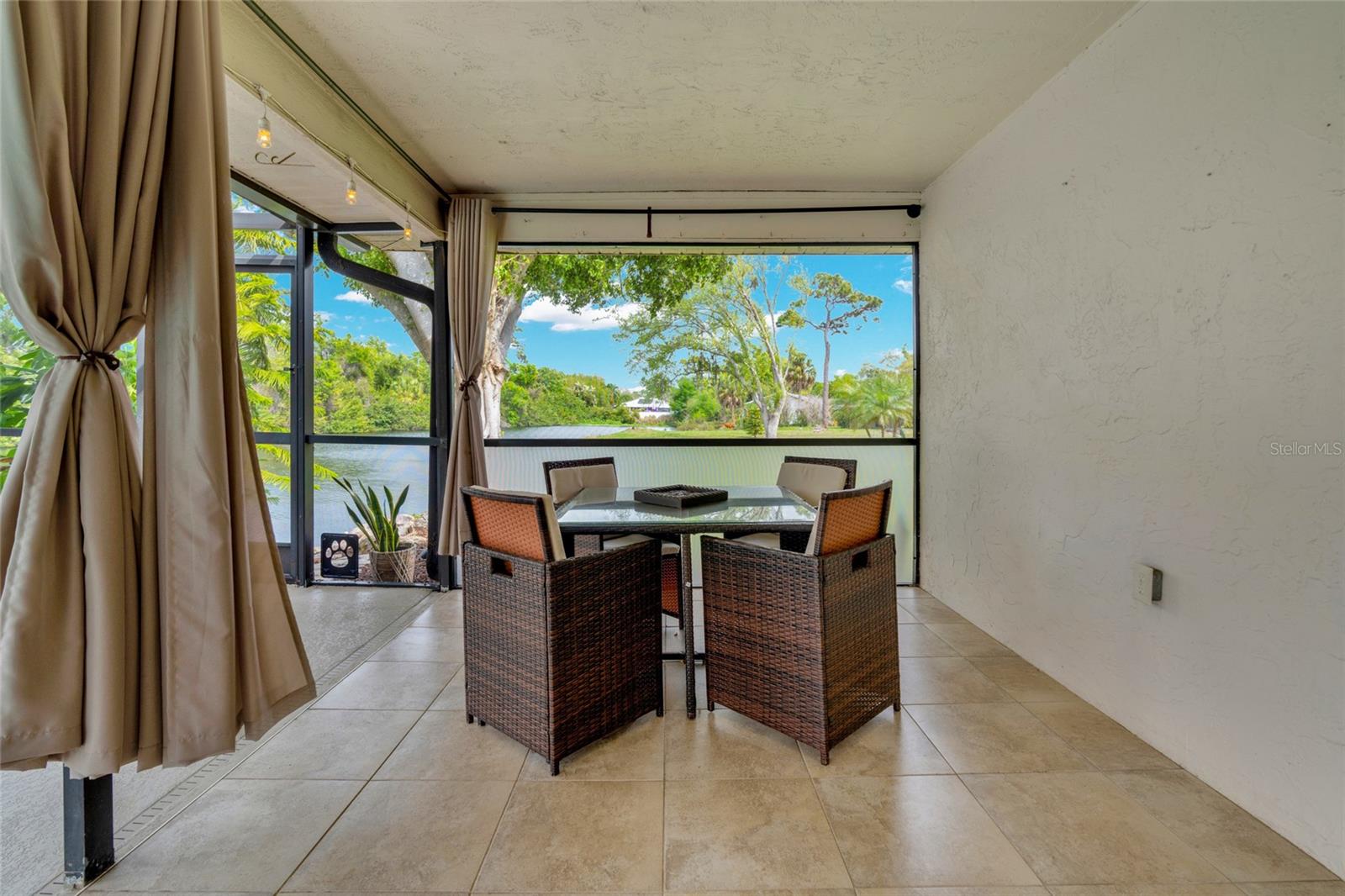 UNIVERSITY PINES - Residential