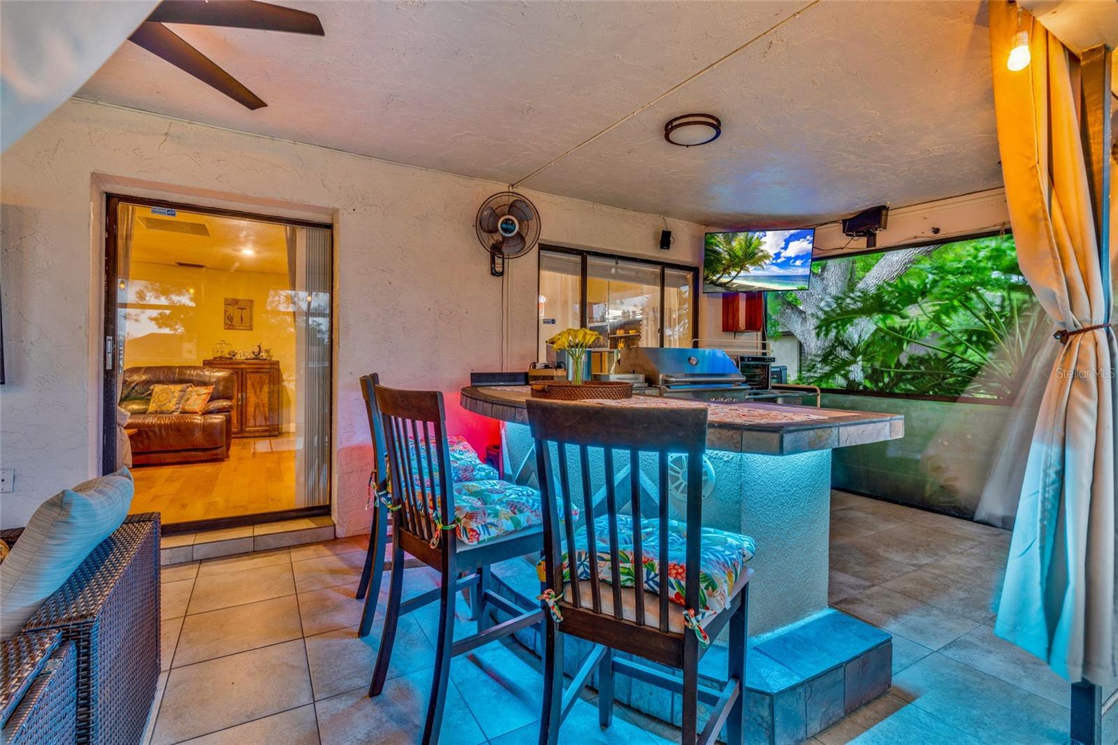 UNIVERSITY PINES - Residential